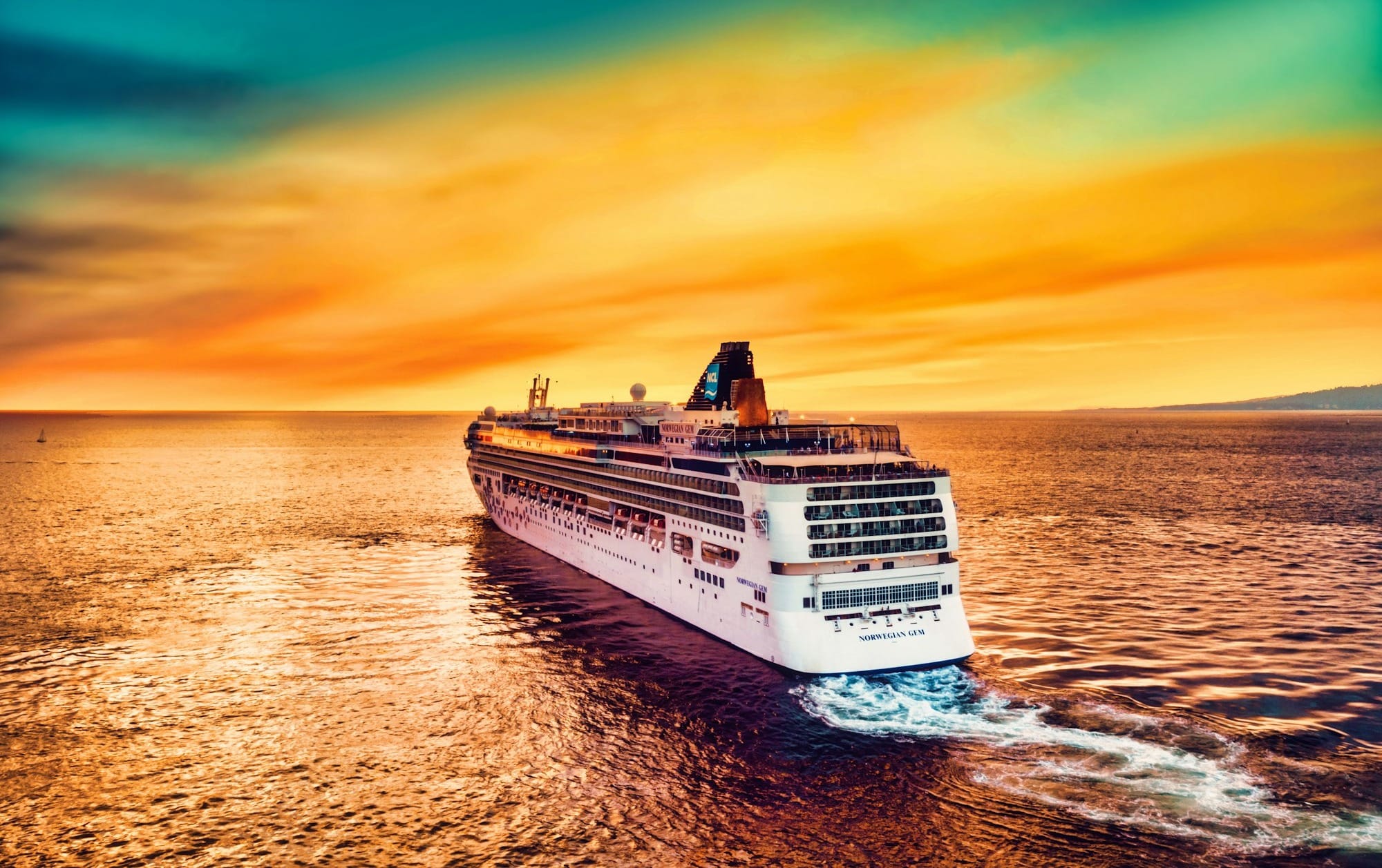 white cruise ship