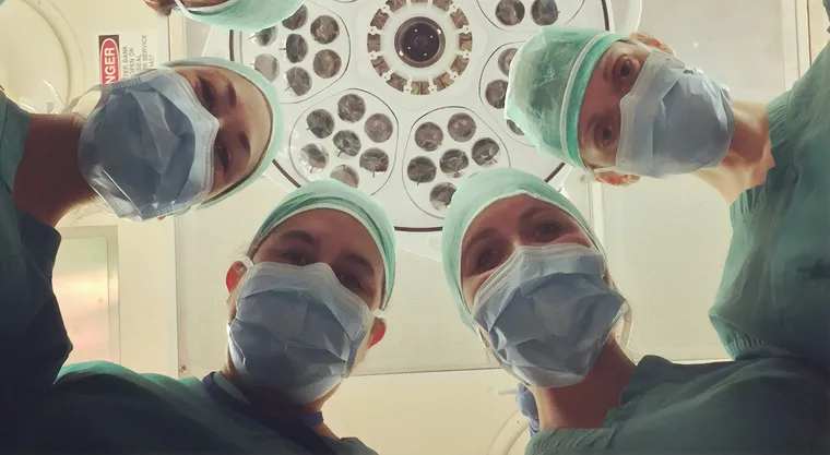 Knee Replacement Surgeons: Expertise That Matters